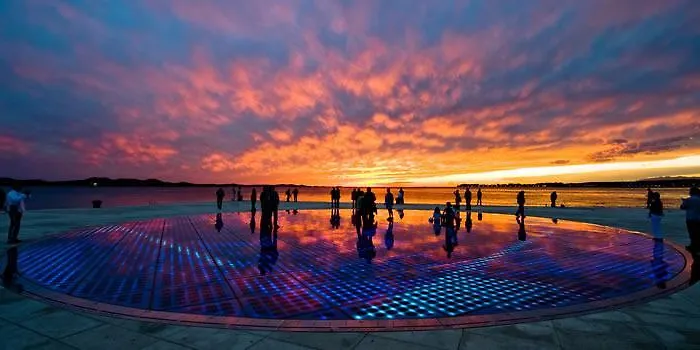 Shabby Chic Apartment *